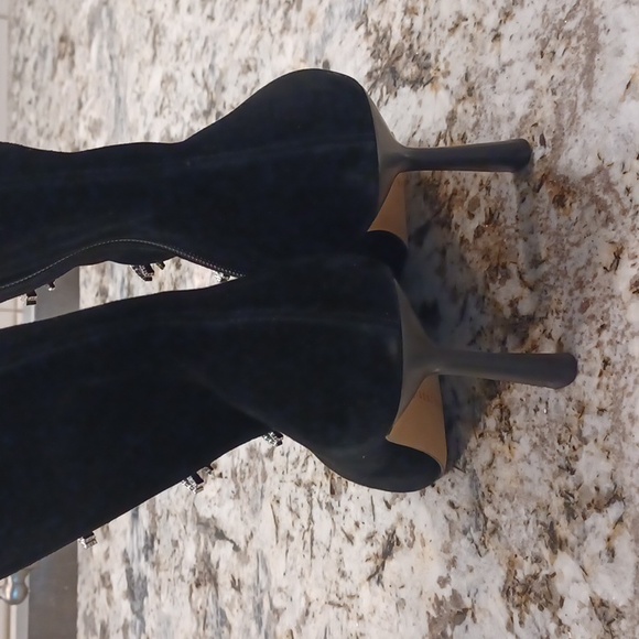 Gianni Bini Dalton Black Suede High Heeled Booties Crystal Bows SZ 6, 10, 11 - Picture 11 of 16